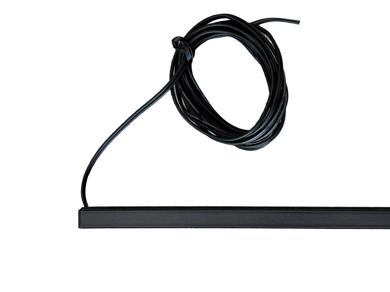 614x10x10mm - SORT aluminum profil m. SORT matt diffuser. 180leds/m. 6W. DC24V. IP65. 3000K. CRI>90. 0.5mm² x 2. 10m length