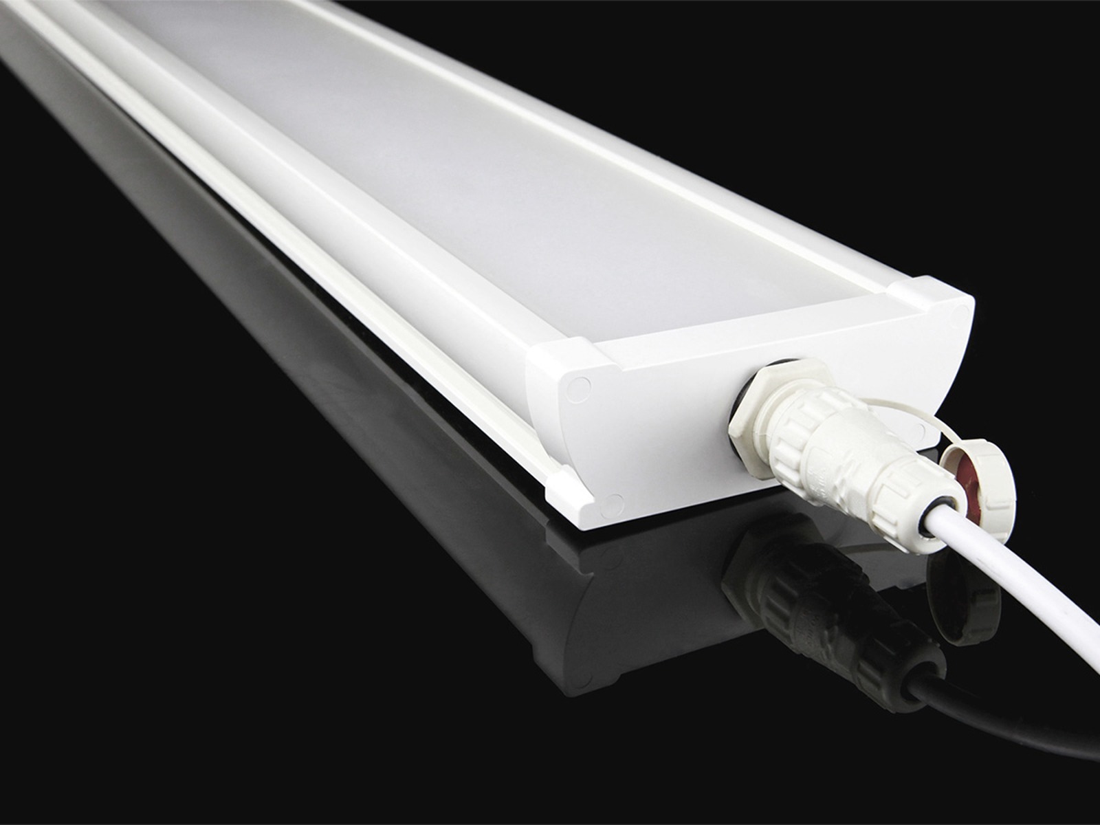 green:ID HIGH-LUX LED armatur 40W, 120 cm. NW
