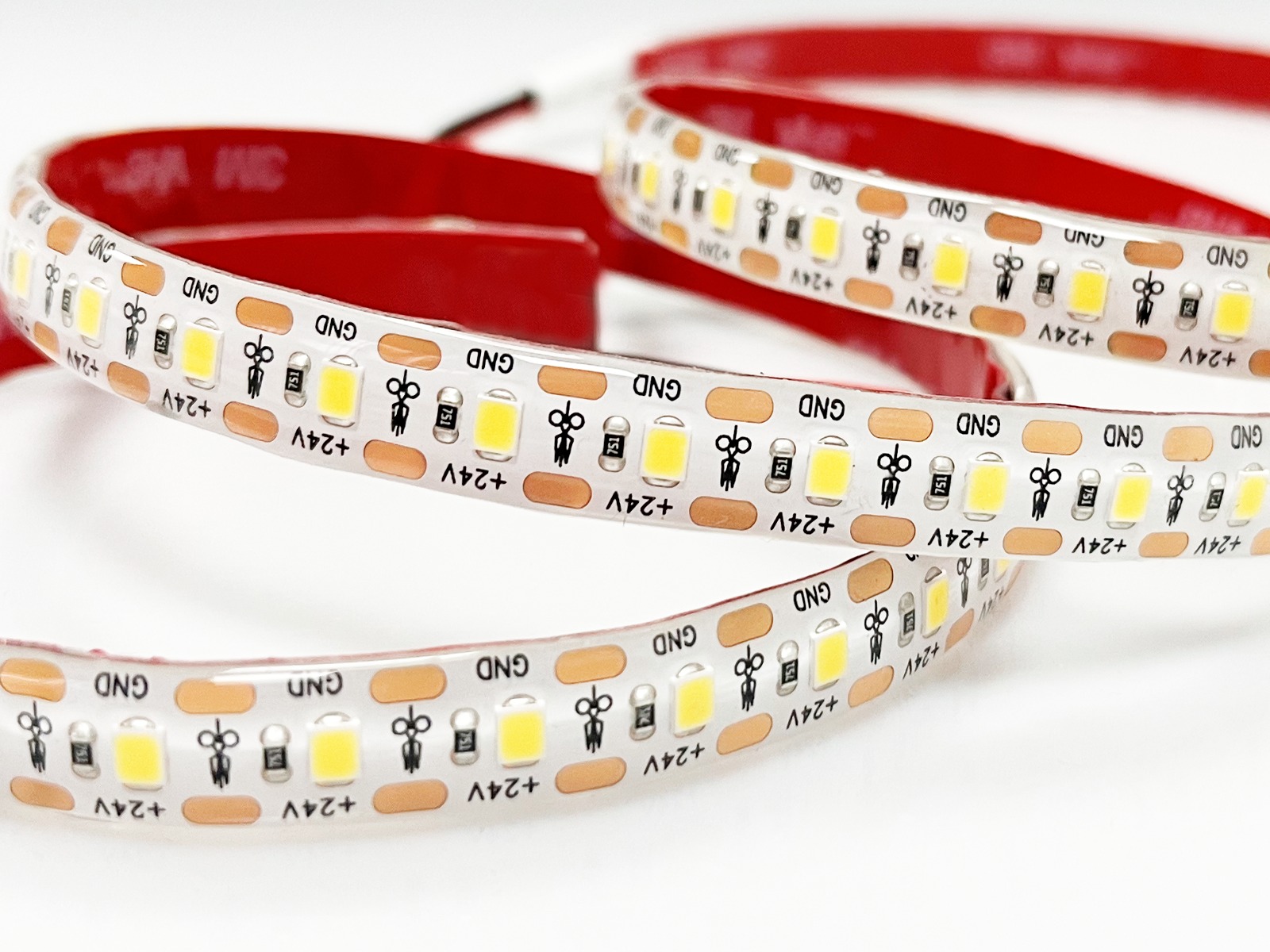 LightMore LED HIGH LUMEN strip. 9W/m. 170lm/w. 4000K. 30cm ledning i begge ender. rød 3M Tape. 5m IP65