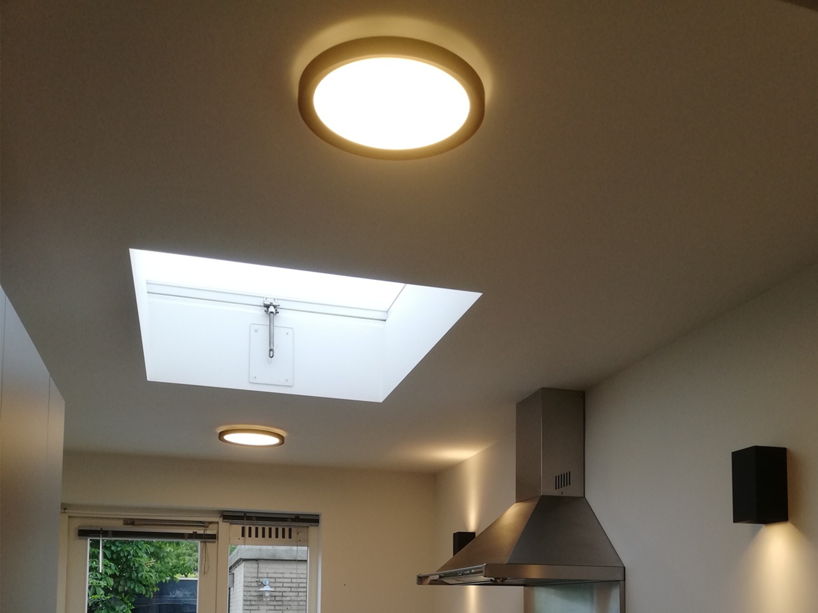 SmartDeco 50W TrueColor LED loftlampe Ø:55 cm. 3xCCT USB. hvid