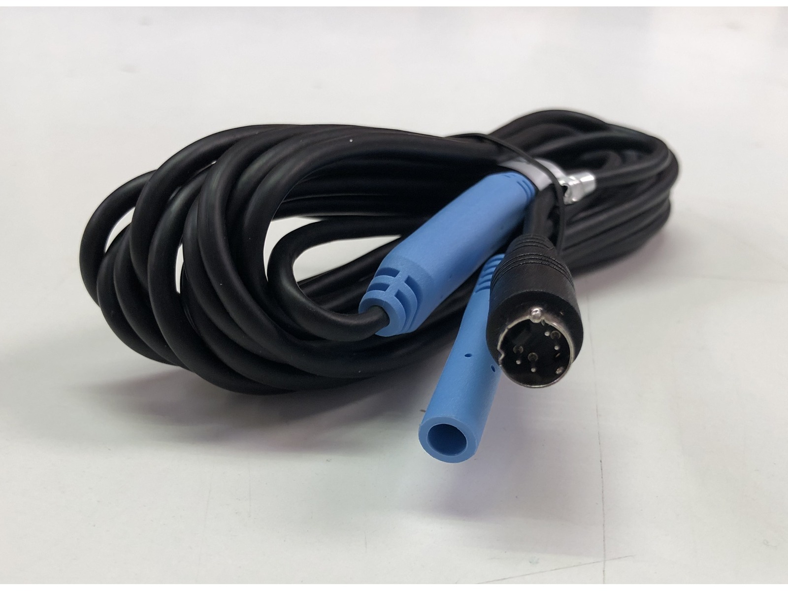 Specialkabel m/MiniDin (4meter)