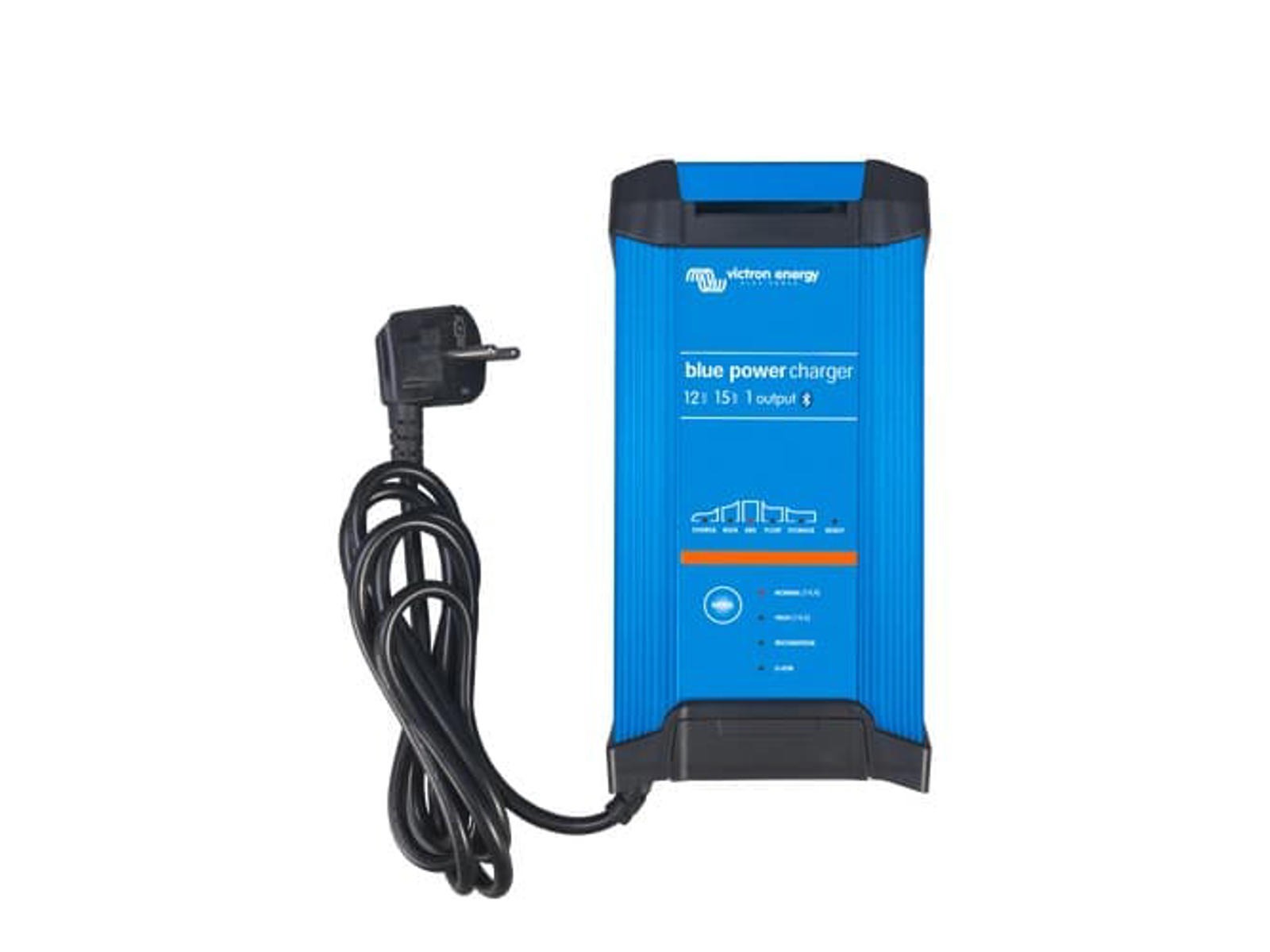 Blue Smart IP22 Charger 12/15(3) 230V CEE 7/7